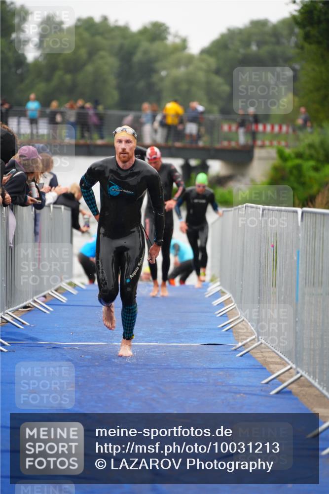 30.08.2026 - Elbe Triathlon Hamburg LAZAROV Photography http://msf.ph/oto/10031213 30.08.2026 08:35:56 Schwimmen 312 meine-sportfotos.de
