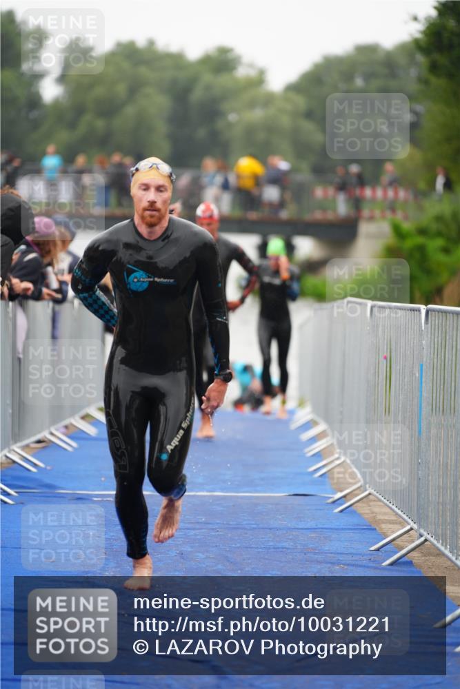30.08.2026 - Elbe Triathlon Hamburg LAZAROV Photography http://msf.ph/oto/10031221 30.08.2026 08:35:57 Schwimmen 280, 312 meine-sportfotos.de