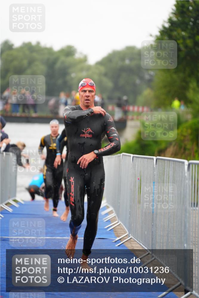 30.08.2026 - Elbe Triathlon Hamburg LAZAROV Photography http://msf.ph/oto/10031236 30.08.2026 08:36:01 Schwimmen 254, 280, 312, 356 meine-sportfotos.de