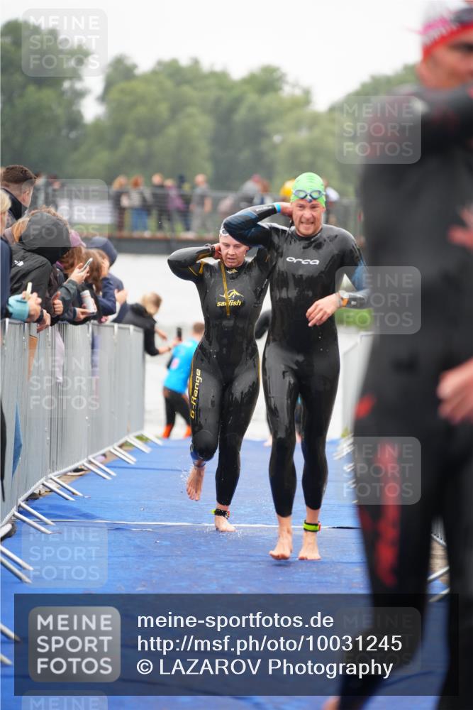 30.08.2026 - Elbe Triathlon Hamburg LAZAROV Photography http://msf.ph/oto/10031245 30.08.2026 08:36:03 Schwimmen 254, 280, 312, 356 meine-sportfotos.de