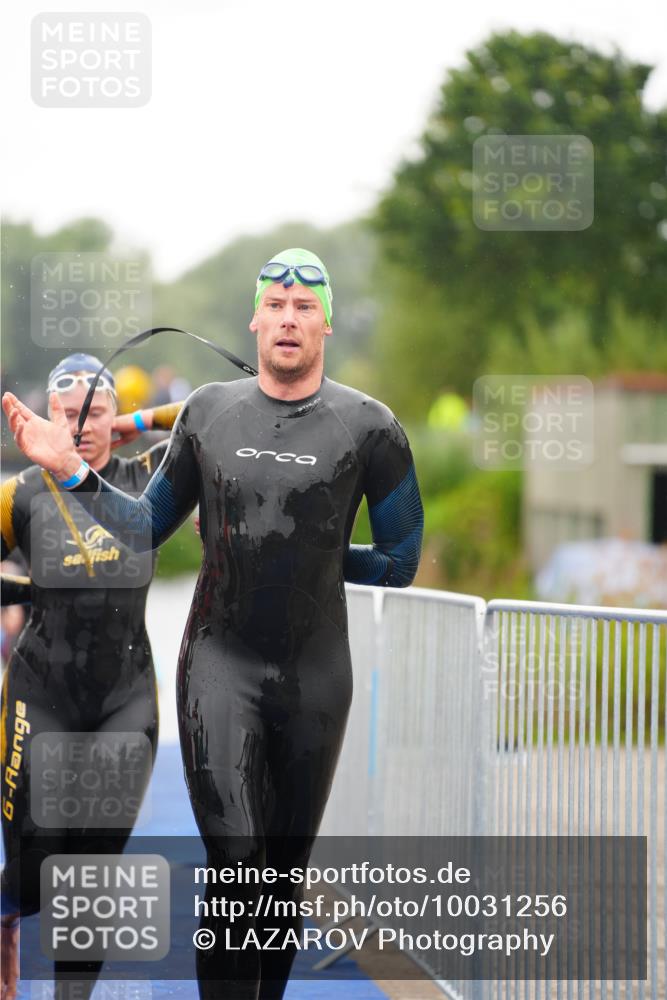 30.08.2026 - Elbe Triathlon Hamburg LAZAROV Photography http://msf.ph/oto/10031256 30.08.2026 08:36:05 Schwimmen 254, 280, 312, 356, 374 meine-sportfotos.de