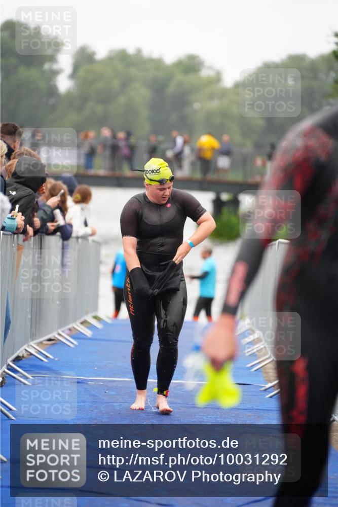 30.08.2026 - Elbe Triathlon Hamburg LAZAROV Photography http://msf.ph/oto/10031292 30.08.2026 08:36:12 Schwimmen 254, 269, 280, 312, 356, 374 meine-sportfotos.de