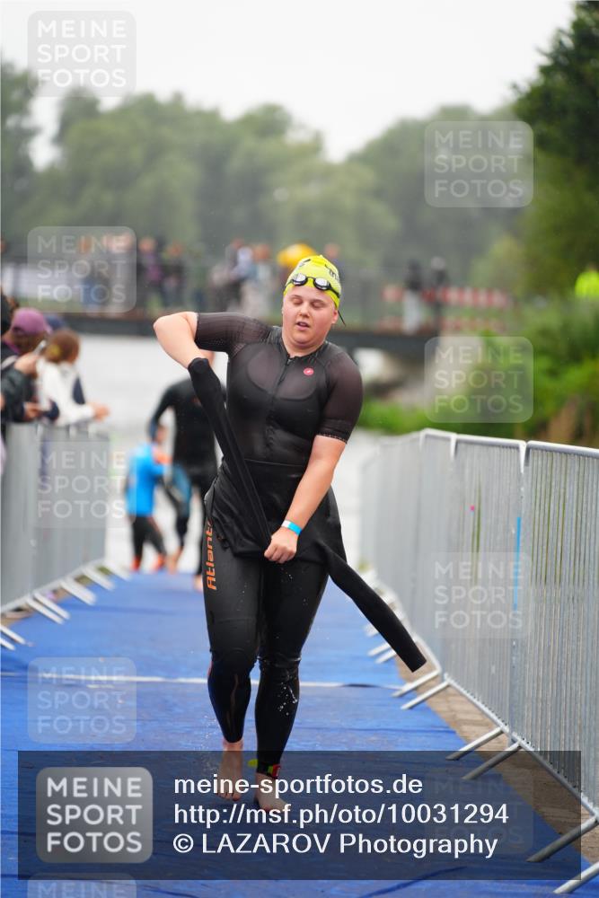 30.08.2026 - Elbe Triathlon Hamburg LAZAROV Photography http://msf.ph/oto/10031294 30.08.2026 08:36:13 Schwimmen 254, 269, 280, 312, 356, 374 meine-sportfotos.de