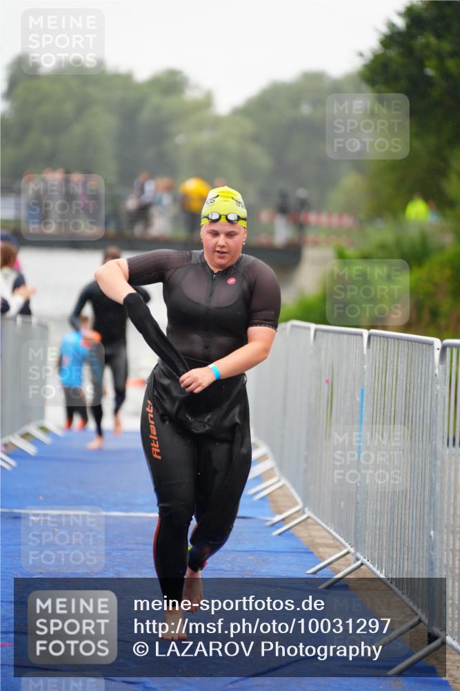 30.08.2026 - Elbe Triathlon Hamburg LAZAROV Photography http://msf.ph/oto/10031297 30.08.2026 08:36:13 Schwimmen 254, 269, 280, 312, 356, 374 meine-sportfotos.de