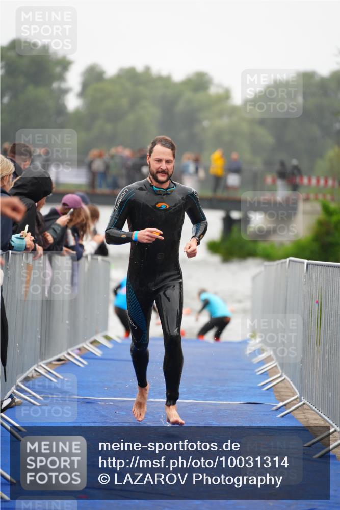 30.08.2026 - Elbe Triathlon Hamburg LAZAROV Photography http://msf.ph/oto/10031314 30.08.2026 08:36:16 Schwimmen 254, 269, 280, 294, 356, 374 meine-sportfotos.de