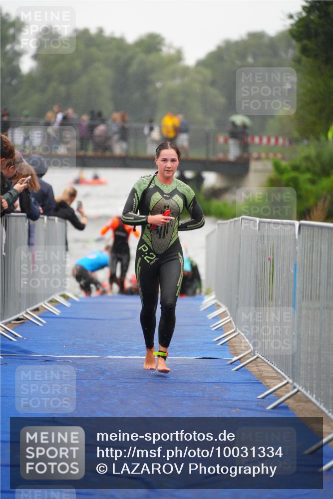 30.08.2026 - Elbe Triathlon Hamburg LAZAROV Photography http://msf.ph/oto/10031334 30.08.2026 08:36:28 Schwimmen 294, 360 meine-sportfotos.de