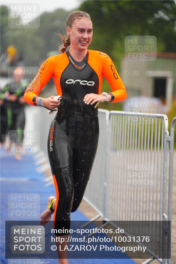 30.08.2026 - Elbe Triathlon Hamburg LAZAROV Photography http://msf.ph/oto/10031376 30.08.2026 08:36:36 Schwimmen 307, 326, 360, 388 meine-sportfotos.de