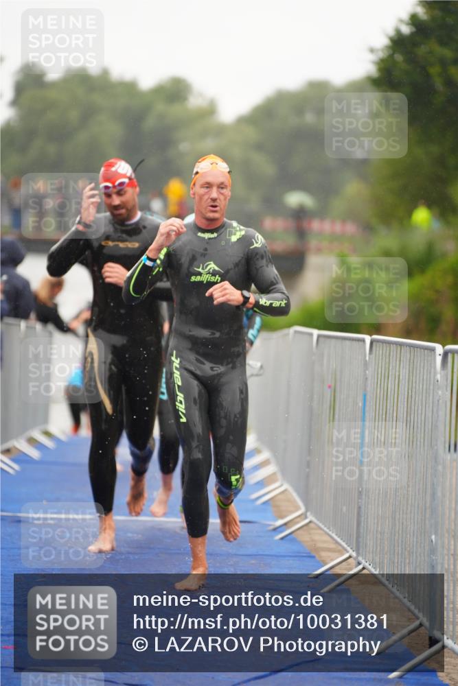 30.08.2026 - Elbe Triathlon Hamburg LAZAROV Photography http://msf.ph/oto/10031381 30.08.2026 08:36:39 Schwimmen 244, 307, 308, 326, 328, 360, 388 meine-sportfotos.de