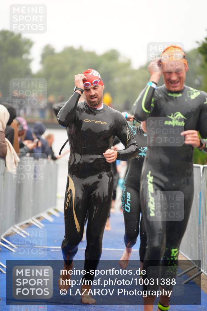 30.08.2026 - Elbe Triathlon Hamburg LAZAROV Photography http://msf.ph/oto/10031388 30.08.2026 08:36:40 Schwimmen 244, 307, 308, 326, 328, 335, 360, 388 meine-sportfotos.de