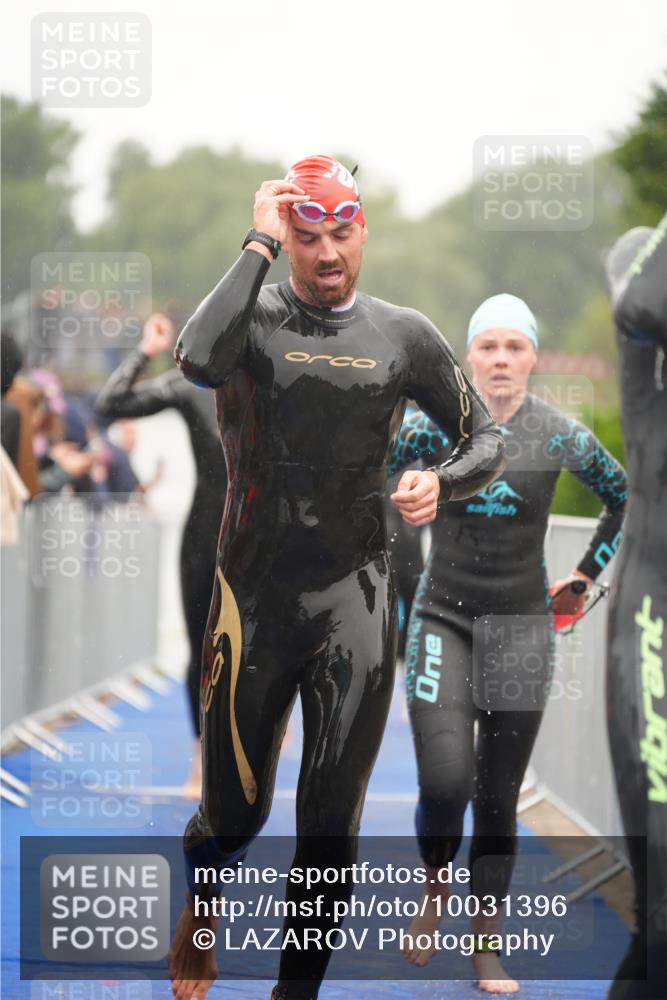 30.08.2026 - Elbe Triathlon Hamburg LAZAROV Photography http://msf.ph/oto/10031396 30.08.2026 08:36:41 Schwimmen 244, 290, 307, 308, 326, 328, 335, 360, 388 meine-sportfotos.de