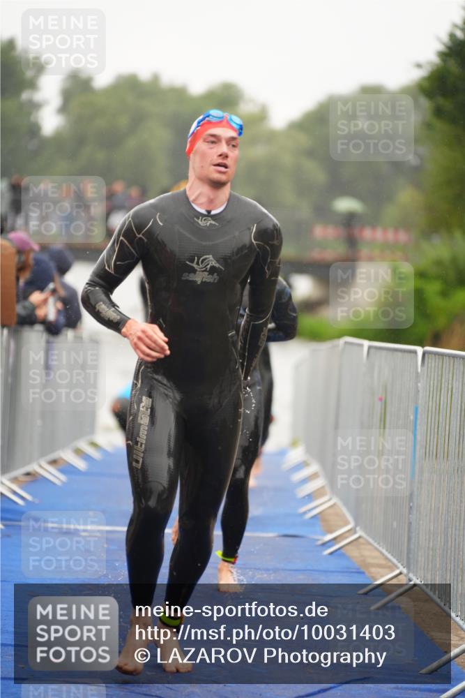 30.08.2026 - Elbe Triathlon Hamburg LAZAROV Photography http://msf.ph/oto/10031403 30.08.2026 08:36:42 Schwimmen 244, 290, 307, 308, 326, 328, 335, 360, 382, 388 meine-sportfotos.de