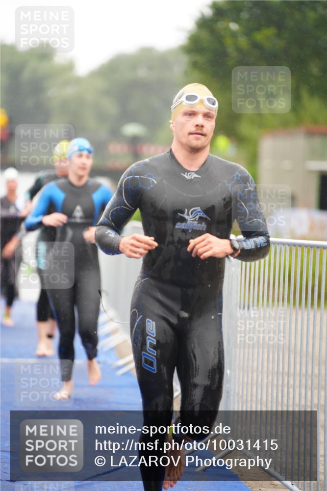 30.08.2026 - Elbe Triathlon Hamburg LAZAROV Photography http://msf.ph/oto/10031415 30.08.2026 08:36:44 Schwimmen 244, 268, 290, 307, 308, 326, 328, 335, 360, 382, 388 meine-sportfotos.de