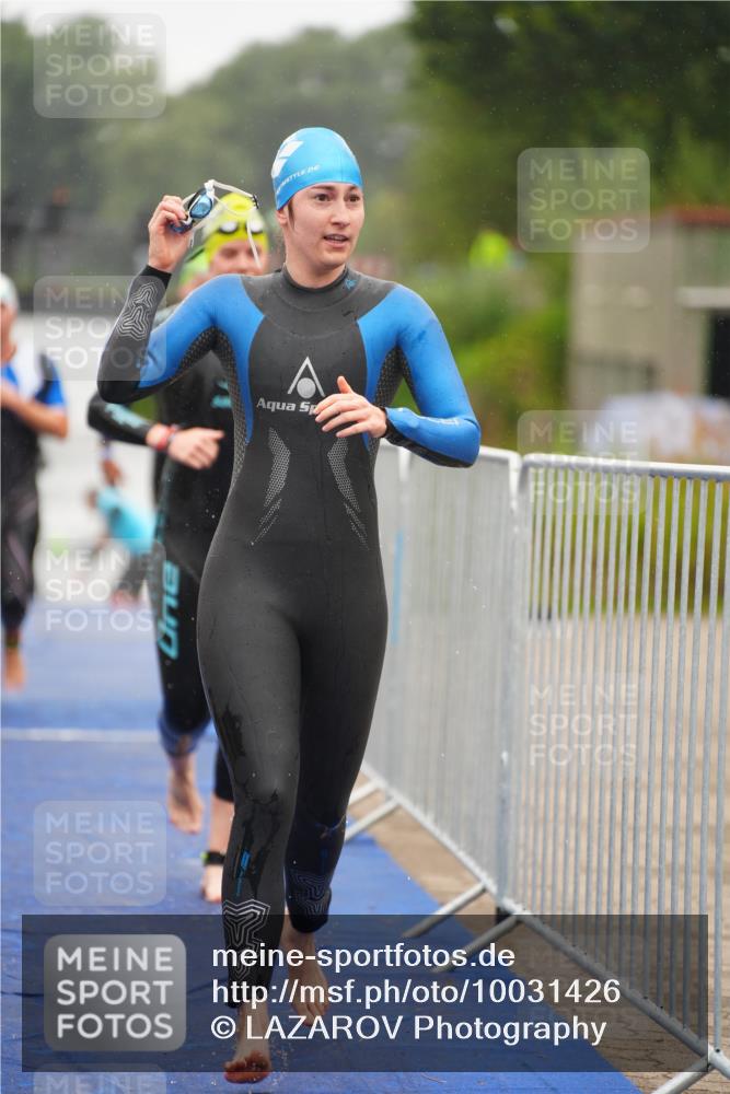 30.08.2026 - Elbe Triathlon Hamburg LAZAROV Photography http://msf.ph/oto/10031426 30.08.2026 08:36:46 Schwimmen 244, 268, 290, 307, 308, 326, 328, 335, 382, 388 meine-sportfotos.de