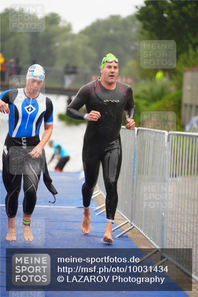 30.08.2026 - Elbe Triathlon Hamburg LAZAROV Photography http://msf.ph/oto/10031434 30.08.2026 08:36:48 Schwimmen 244, 268, 290, 307, 308, 326, 328, 335, 382, 388 meine-sportfotos.de