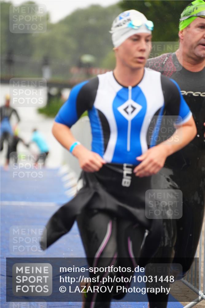 30.08.2026 - Elbe Triathlon Hamburg LAZAROV Photography http://msf.ph/oto/10031448 30.08.2026 08:36:50 Schwimmen 244, 268, 290, 307, 308, 326, 328, 335, 382, 388 meine-sportfotos.de