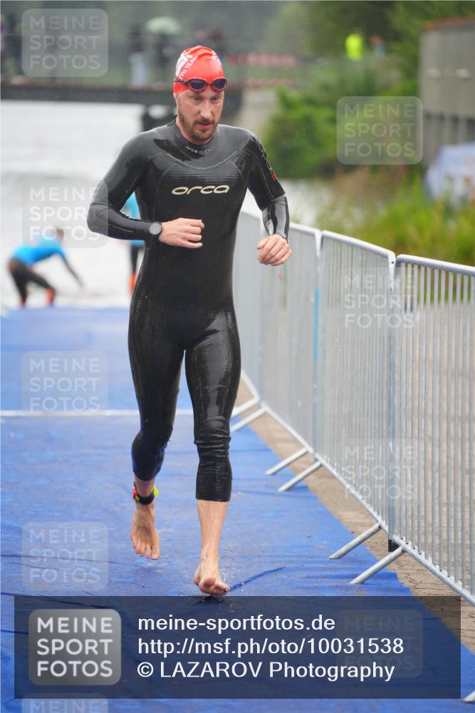 30.08.2026 - Elbe Triathlon Hamburg LAZAROV Photography http://msf.ph/oto/10031538 30.08.2026 08:37:18 Schwimmen 313, 349 meine-sportfotos.de
