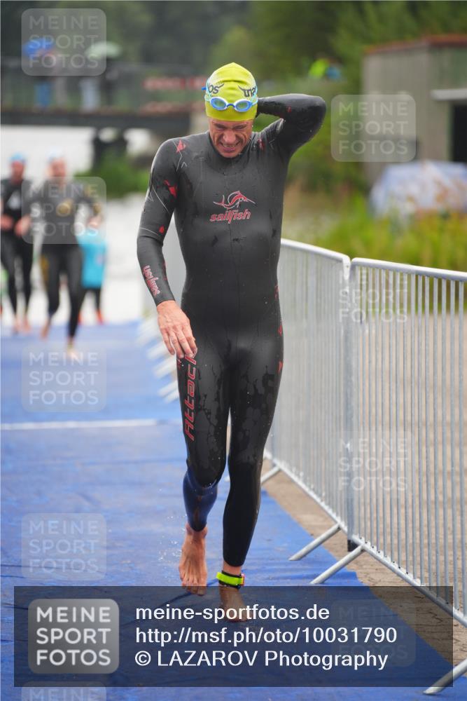30.08.2026 - Elbe Triathlon Hamburg LAZAROV Photography http://msf.ph/oto/10031790 30.08.2026 08:38:37 Schwimmen 286, 359, 366 meine-sportfotos.de