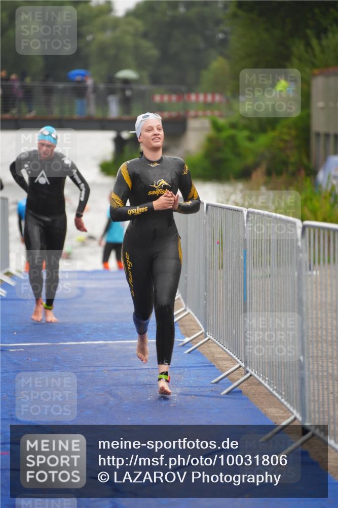 30.08.2026 - Elbe Triathlon Hamburg LAZAROV Photography http://msf.ph/oto/10031806 30.08.2026 08:38:40 Schwimmen 262, 286, 359, 366 meine-sportfotos.de