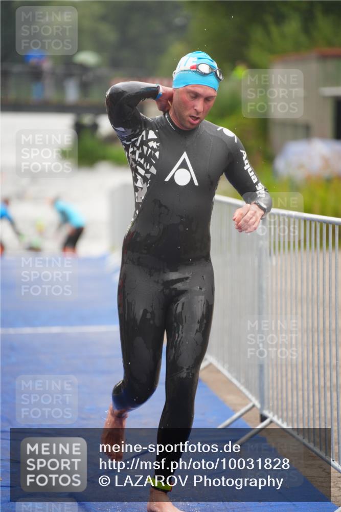 30.08.2026 - Elbe Triathlon Hamburg LAZAROV Photography http://msf.ph/oto/10031828 30.08.2026 08:38:43 Schwimmen 262, 286, 359, 366 meine-sportfotos.de