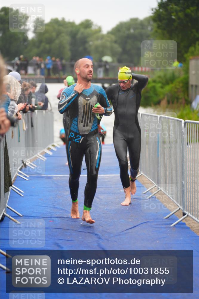 30.08.2026 - Elbe Triathlon Hamburg LAZAROV Photography http://msf.ph/oto/10031855 30.08.2026 08:39:04 Schwimmen 251, 255, 275, 284, 353 meine-sportfotos.de