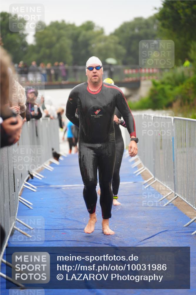 30.08.2026 - Elbe Triathlon Hamburg LAZAROV Photography http://msf.ph/oto/10031986 30.08.2026 08:39:37 Schwimmen 263, 285, 297, 347, 380, 411 meine-sportfotos.de
