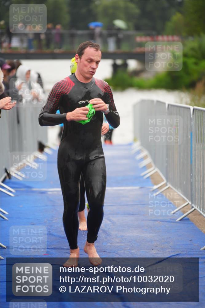 30.08.2026 - Elbe Triathlon Hamburg LAZAROV Photography http://msf.ph/oto/10032020 30.08.2026 08:39:47 Schwimmen 252, 285, 347, 367, 380, 384, 411 meine-sportfotos.de