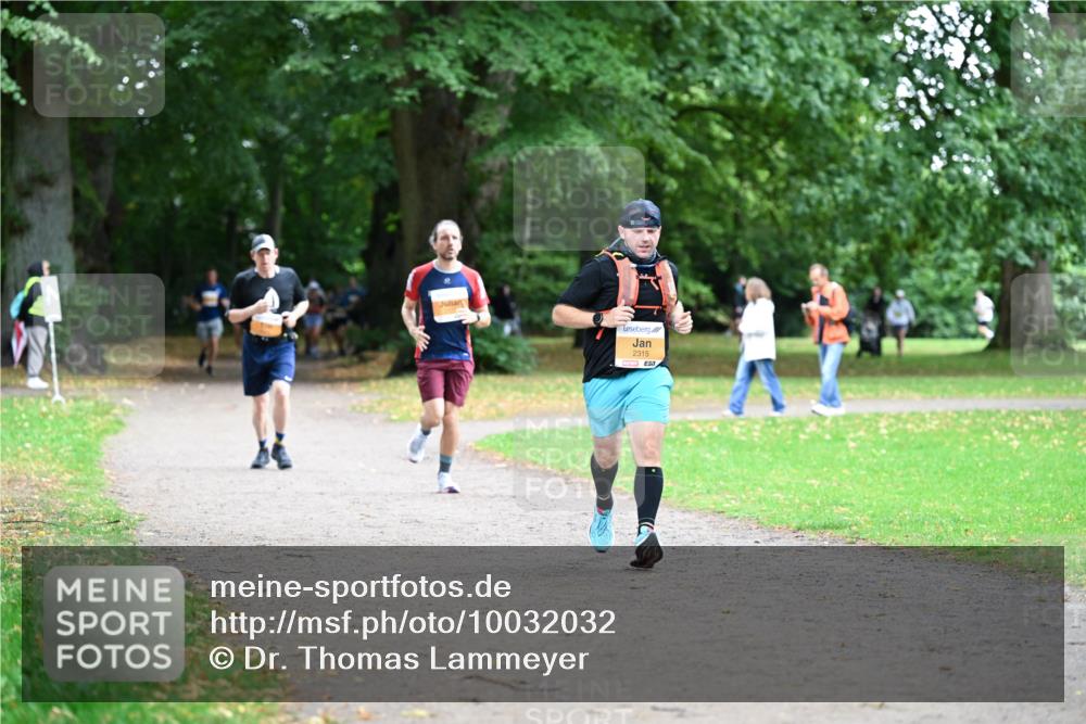 30.08.2026 - Blankeneser Heldenlauf Dr. Thomas Lammeyer http://msf.ph/oto/10032032 30.08.2026 10:35:49 Laufen 2315 meine-sportfotos.de