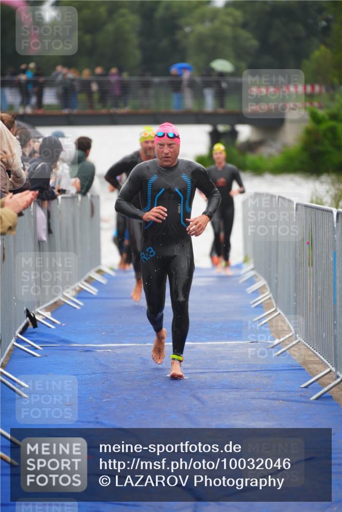 30.08.2026 - Elbe Triathlon Hamburg LAZAROV Photography http://msf.ph/oto/10032046 30.08.2026 08:40:09 Schwimmen 274, 287, 318 meine-sportfotos.de