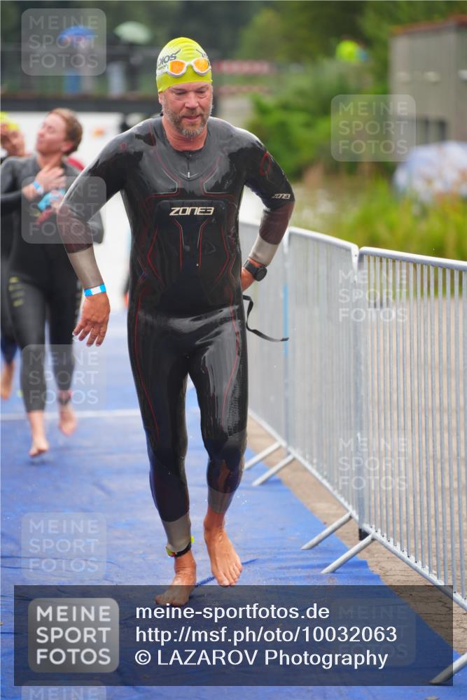 30.08.2026 - Elbe Triathlon Hamburg LAZAROV Photography http://msf.ph/oto/10032063 30.08.2026 08:40:13 Schwimmen 274, 287, 314, 318, 341, 375 meine-sportfotos.de