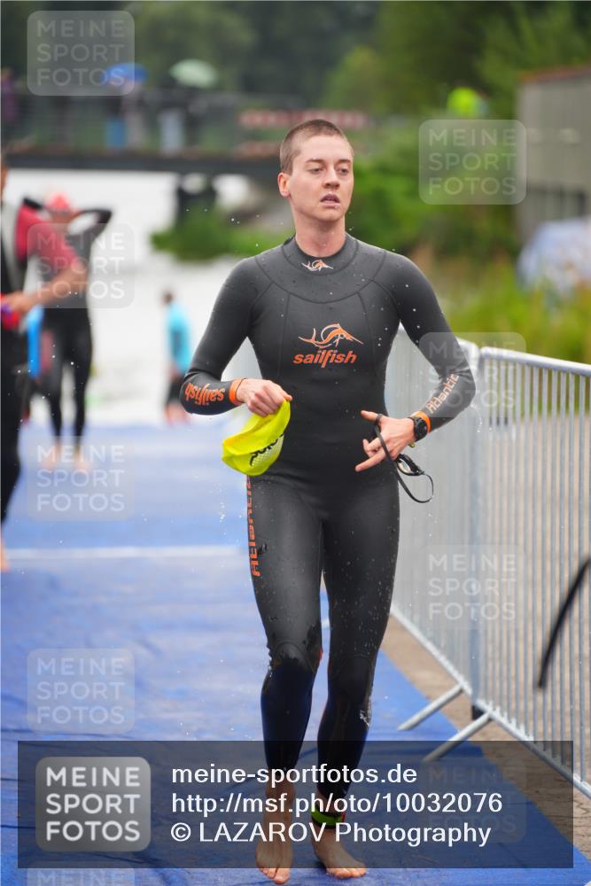 30.08.2026 - Elbe Triathlon Hamburg LAZAROV Photography http://msf.ph/oto/10032076 30.08.2026 08:40:16 Schwimmen 274, 287, 314, 315, 341, 375 meine-sportfotos.de