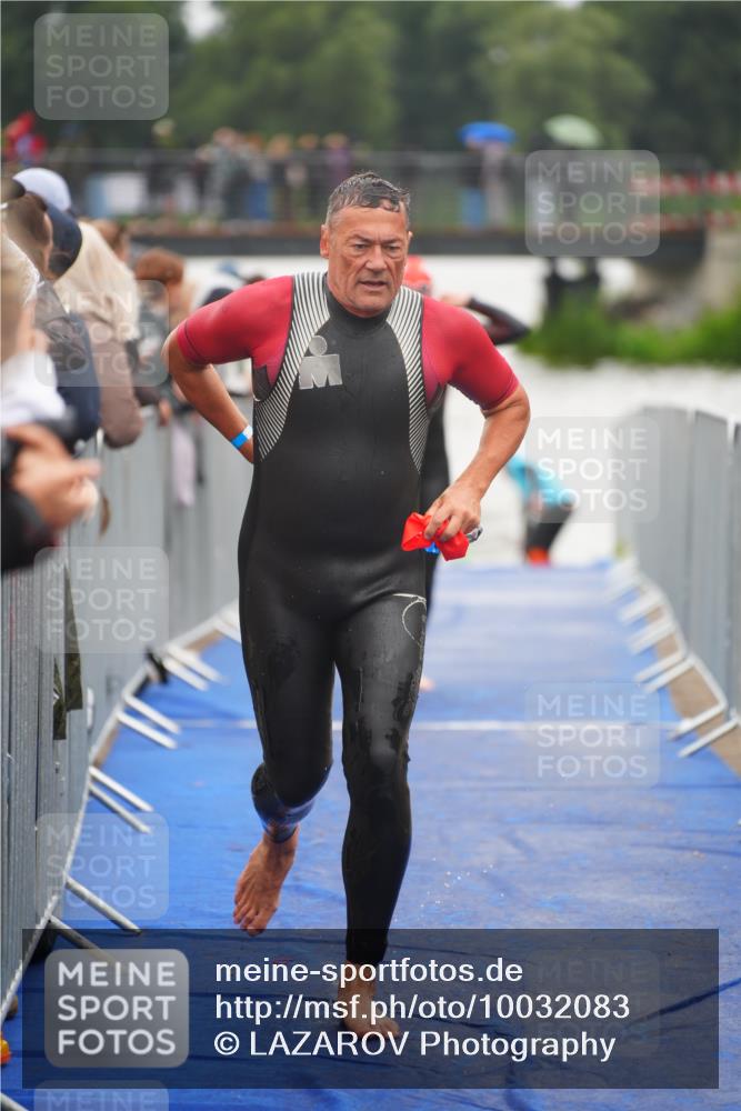 30.08.2026 - Elbe Triathlon Hamburg LAZAROV Photography http://msf.ph/oto/10032083 30.08.2026 08:40:18 Schwimmen 274, 287, 314, 315, 341, 375 meine-sportfotos.de