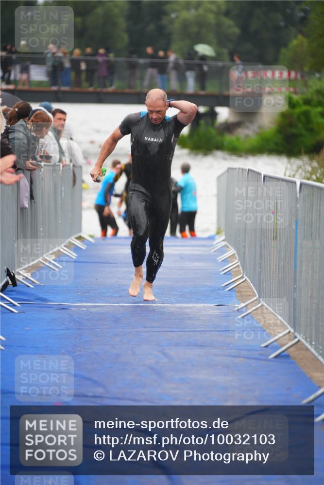 30.08.2026 - Elbe Triathlon Hamburg LAZAROV Photography http://msf.ph/oto/10032103 30.08.2026 08:40:28 Schwimmen 258, 314, 315, 341, 375 meine-sportfotos.de