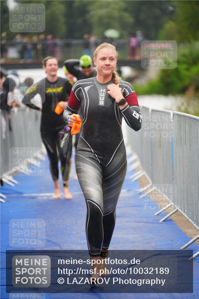 30.08.2026 - Elbe Triathlon Hamburg LAZAROV Photography http://msf.ph/oto/10032189 30.08.2026 08:40:56 Schwimmen 271, 281, 299, 302, 321, 340, 386 meine-sportfotos.de