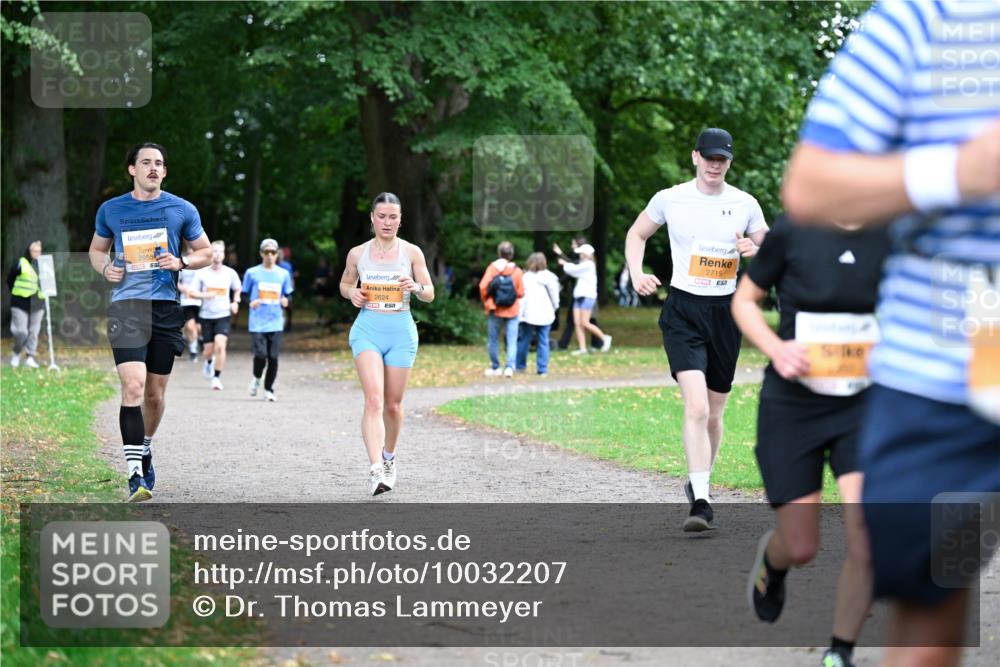 30.08.2026 - Blankeneser Heldenlauf Dr. Thomas Lammeyer http://msf.ph/oto/10032207 30.08.2026 10:36:13 Laufen 2955, 2624, 2715 meine-sportfotos.de