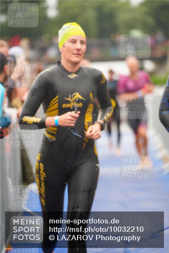 30.08.2026 - Elbe Triathlon Hamburg LAZAROV Photography http://msf.ph/oto/10032210 30.08.2026 08:41:01 Schwimmen 271, 281, 299, 301, 302, 321, 327, 340, 369, 386 meine-sportfotos.de