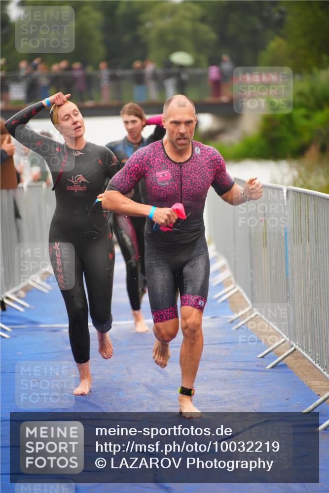 30.08.2026 - Elbe Triathlon Hamburg LAZAROV Photography http://msf.ph/oto/10032219 30.08.2026 08:41:02 Schwimmen 271, 281, 299, 301, 302, 321, 327, 340, 369, 386 meine-sportfotos.de