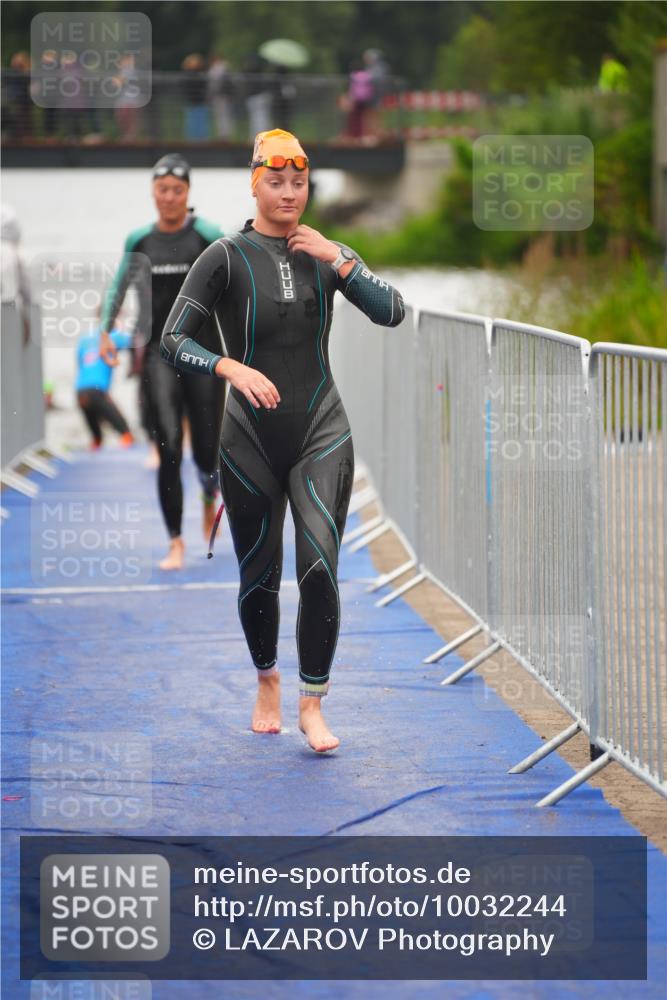 30.08.2026 - Elbe Triathlon Hamburg LAZAROV Photography http://msf.ph/oto/10032244 30.08.2026 08:41:09 Schwimmen 299, 301, 302, 321, 327, 329, 340, 369, 386, 393 meine-sportfotos.de