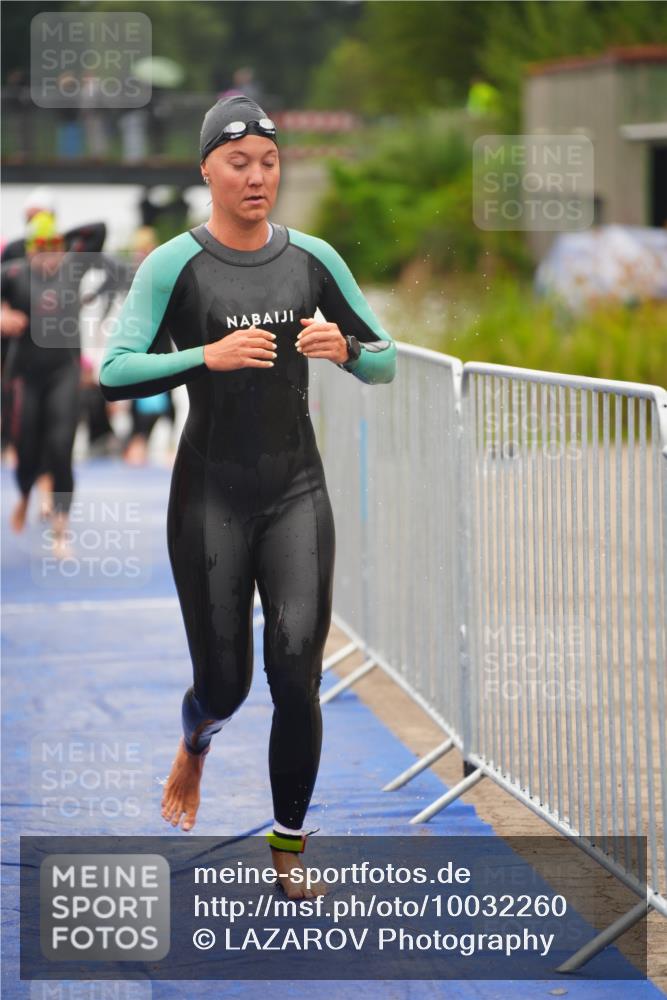 30.08.2026 - Elbe Triathlon Hamburg LAZAROV Photography http://msf.ph/oto/10032260 30.08.2026 08:41:12 Schwimmen 273, 299, 301, 302, 327, 329, 369, 376, 386, 393 meine-sportfotos.de