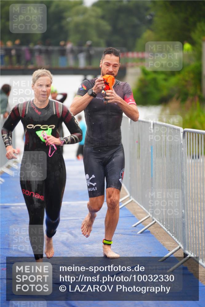 30.08.2026 - Elbe Triathlon Hamburg LAZAROV Photography http://msf.ph/oto/10032330 30.08.2026 08:41:28 Schwimmen 245, 259, 273, 279, 292, 305, 317, 354, 376 meine-sportfotos.de