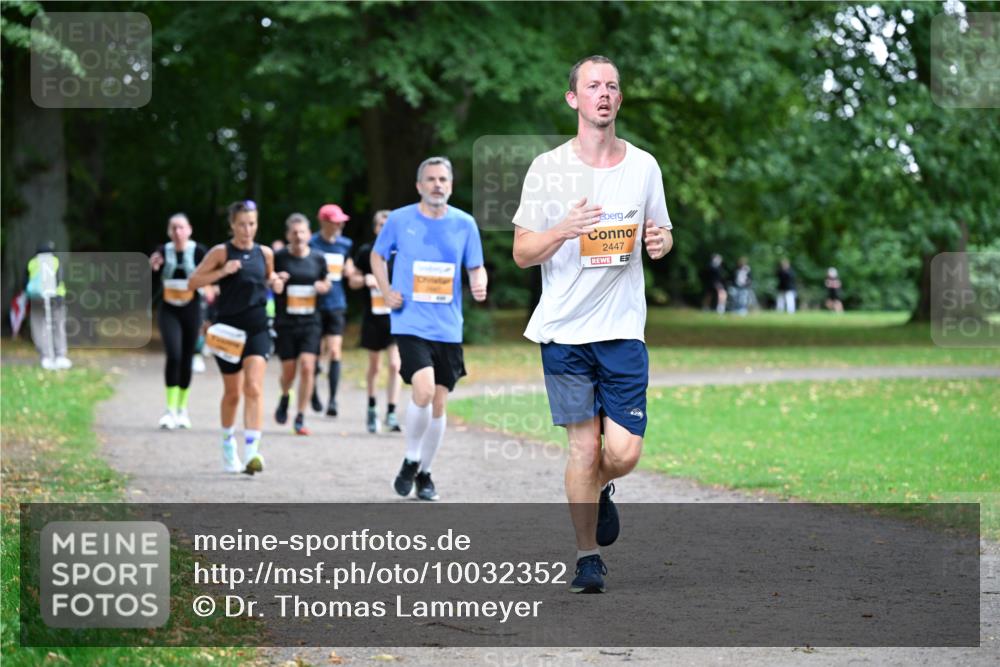 30.08.2026 - Blankeneser Heldenlauf Dr. Thomas Lammeyer http://msf.ph/oto/10032352 30.08.2026 10:36:27 Laufen 2447 meine-sportfotos.de