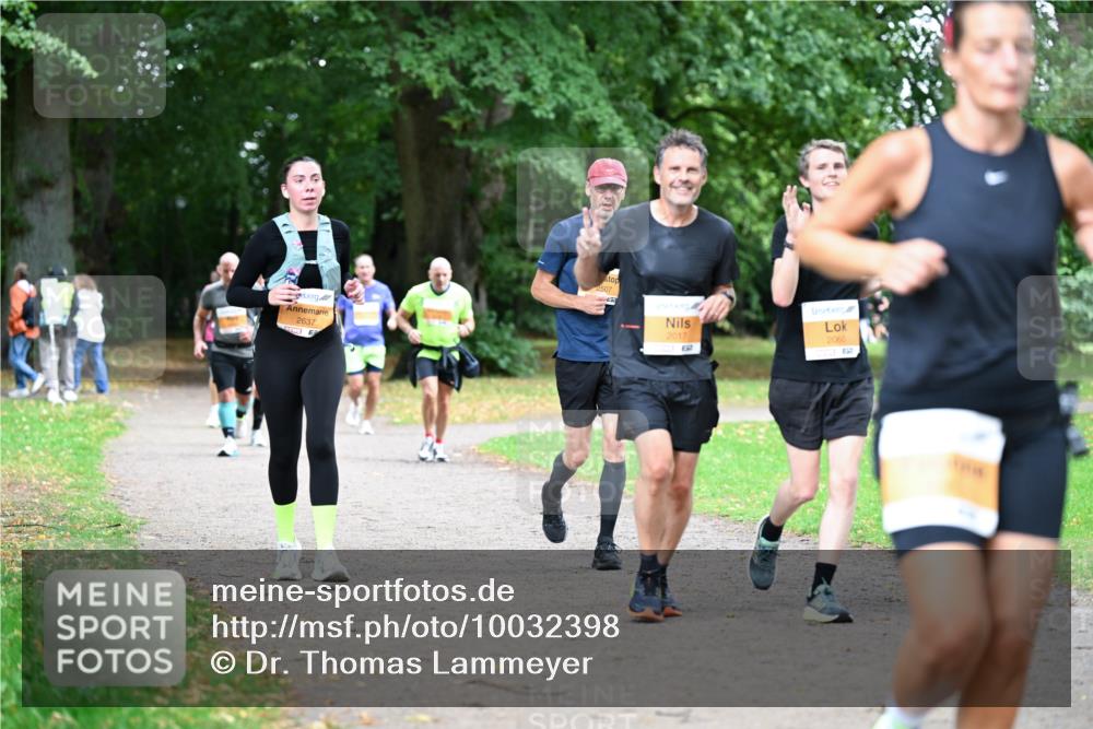 30.08.2026 - Blankeneser Heldenlauf Dr. Thomas Lammeyer http://msf.ph/oto/10032398 30.08.2026 10:36:31 Laufen 2637, 2507, 2017, 157, 2060, 5 meine-sportfotos.de