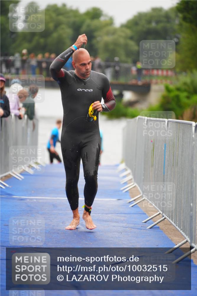30.08.2026 - Elbe Triathlon Hamburg LAZAROV Photography http://msf.ph/oto/10032515 30.08.2026 08:42:42 Schwimmen 293, 385 meine-sportfotos.de