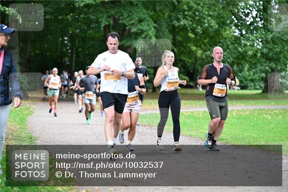 30.08.2026 - Blankeneser Heldenlauf Dr. Thomas Lammeyer http://msf.ph/oto/10032537 30.08.2026 10:36:49 Laufen 2245, 2508, 2517, 2322, 13 meine-sportfotos.de