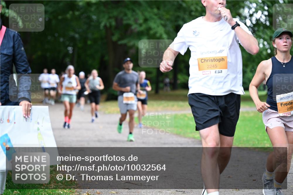30.08.2026 - Blankeneser Heldenlauf Dr. Thomas Lammeyer http://msf.ph/oto/10032564 30.08.2026 10:36:51 Laufen 2245, 2505 meine-sportfotos.de