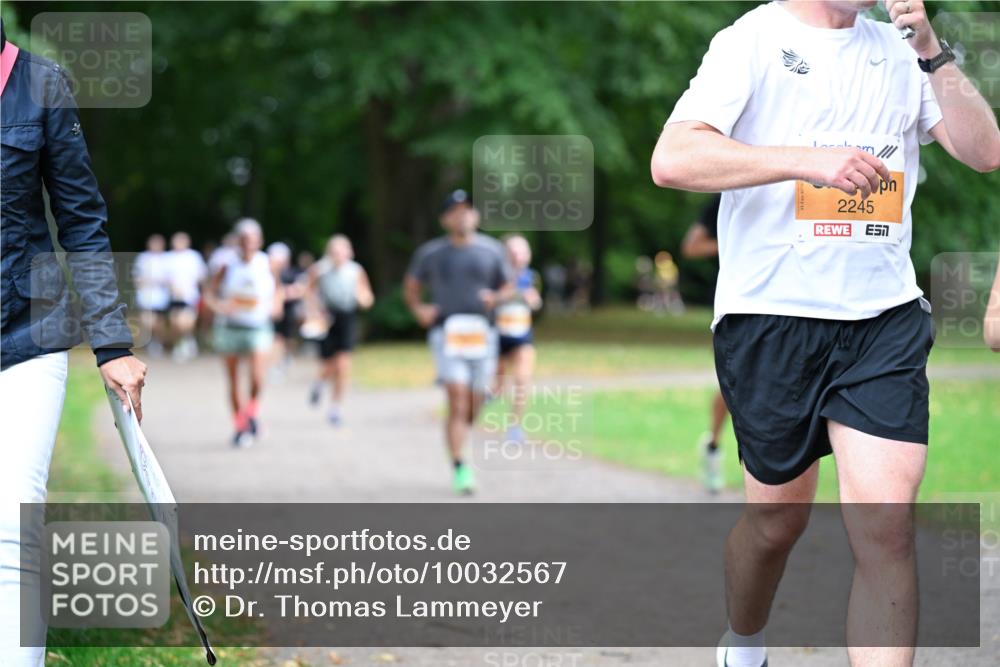 30.08.2026 - Blankeneser Heldenlauf Dr. Thomas Lammeyer http://msf.ph/oto/10032567 30.08.2026 10:36:51 Laufen 2245 meine-sportfotos.de