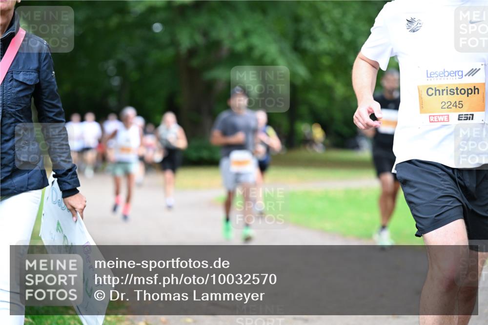 30.08.2026 - Blankeneser Heldenlauf Dr. Thomas Lammeyer http://msf.ph/oto/10032570 30.08.2026 10:36:52 Laufen 2245 meine-sportfotos.de