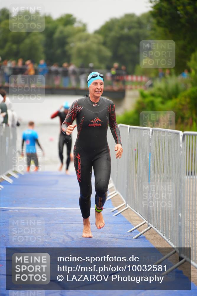 30.08.2026 - Elbe Triathlon Hamburg LAZAROV Photography http://msf.ph/oto/10032581 30.08.2026 08:43:10 Schwimmen 249, 352, 362 meine-sportfotos.de
