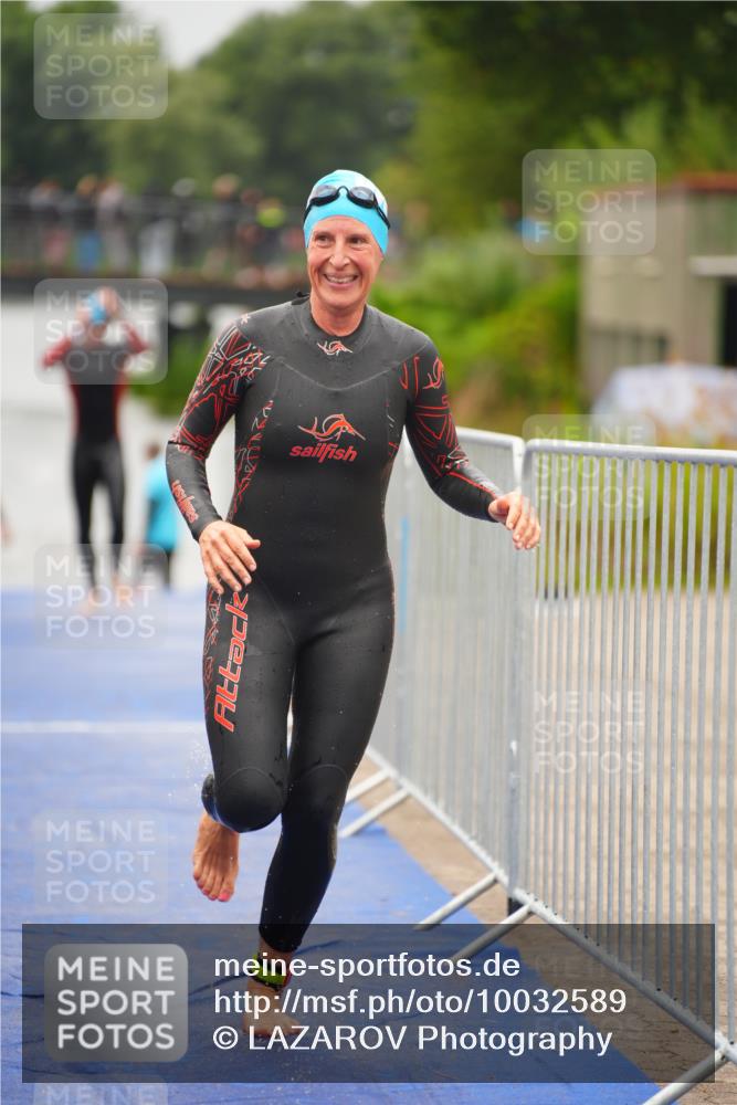 30.08.2026 - Elbe Triathlon Hamburg LAZAROV Photography http://msf.ph/oto/10032589 30.08.2026 08:43:11 Schwimmen 249, 352, 362 meine-sportfotos.de