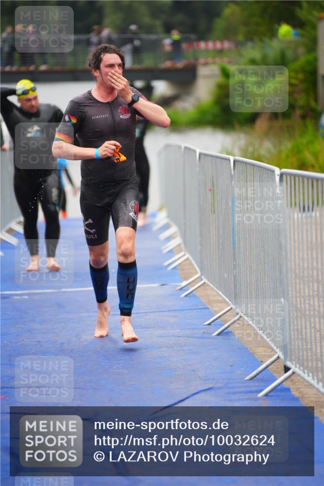 30.08.2026 - Elbe Triathlon Hamburg LAZAROV Photography http://msf.ph/oto/10032624 30.08.2026 08:43:26 Schwimmen 267, 283, 319, 362 meine-sportfotos.de