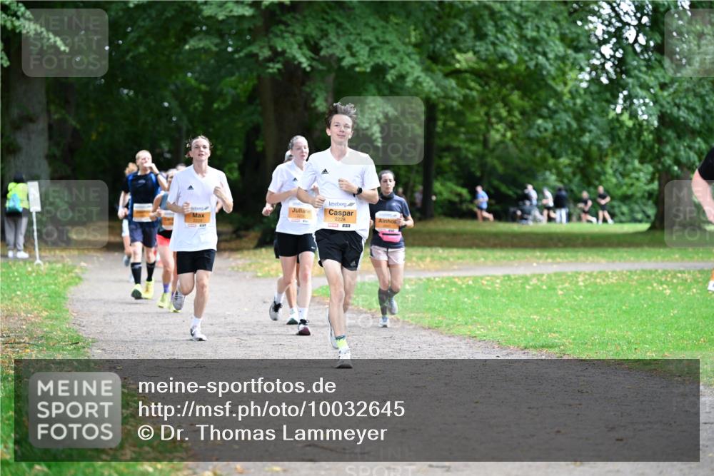 30.08.2026 - Blankeneser Heldenlauf Dr. Thomas Lammeyer http://msf.ph/oto/10032645 30.08.2026 10:37:01 Laufen 2229, 2228 meine-sportfotos.de